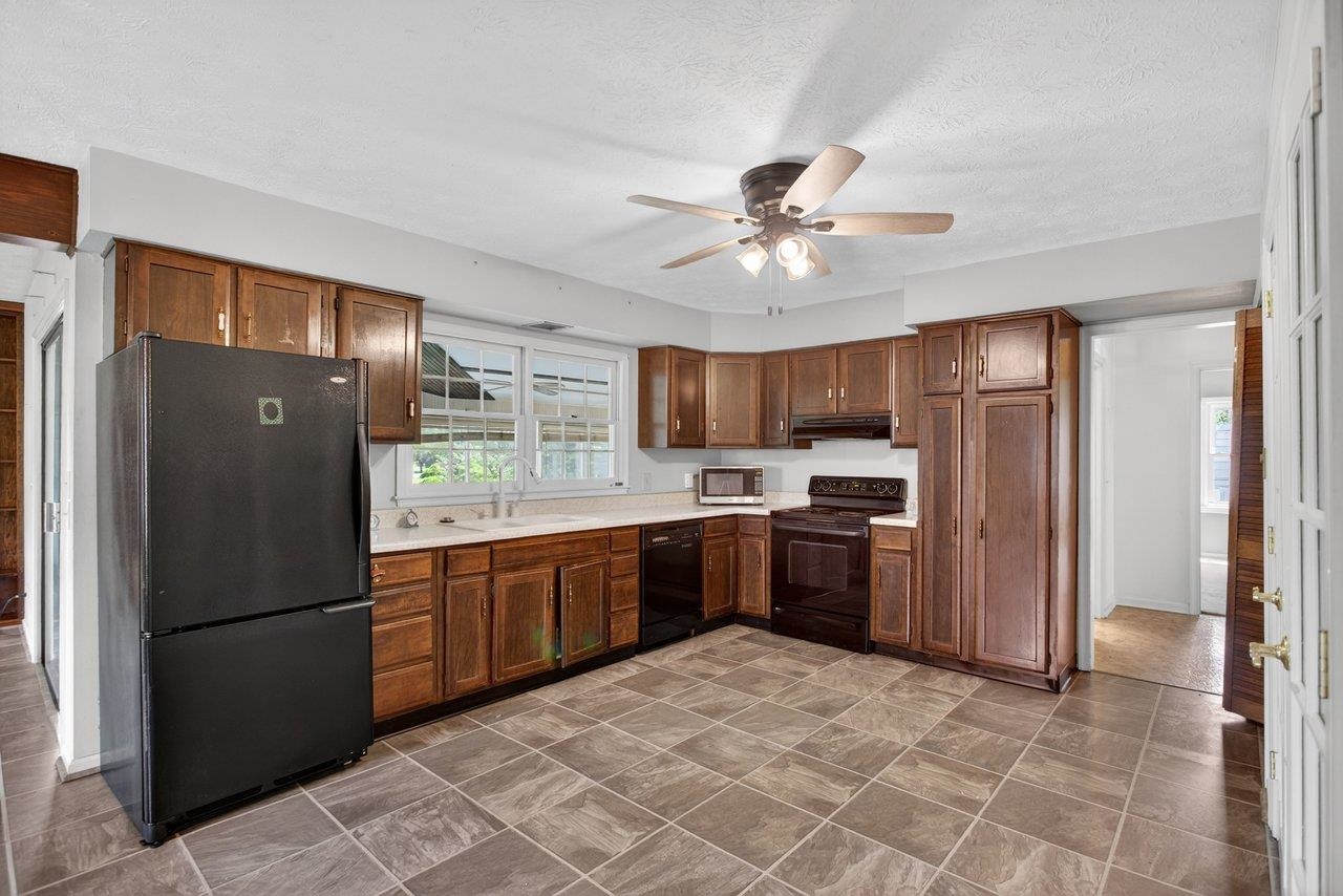 1665 Massanetta Springs Road Harrisonburg, VA 22801 - Photo 11 of 66