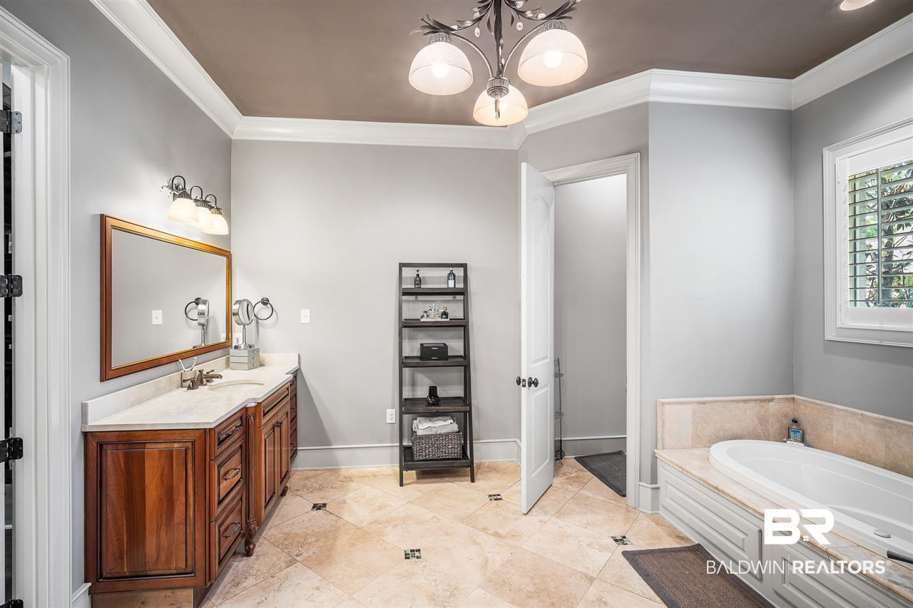 11171 Redfern Road Daphne, AL 36526 - Photo 16 of 50 Master Bath