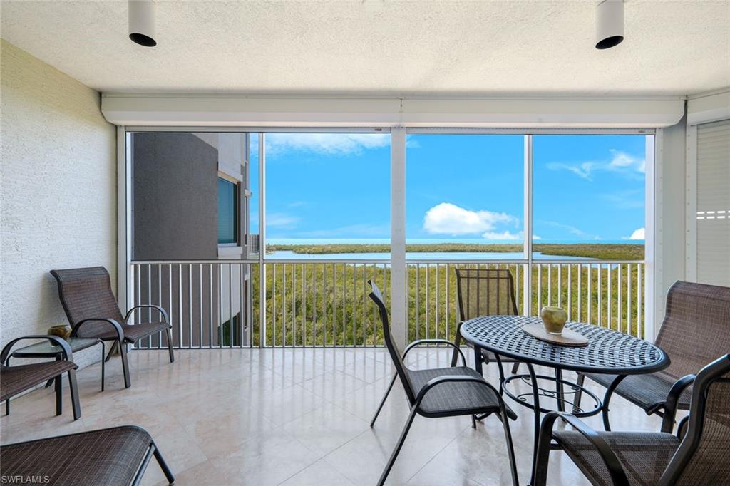 265 Indies Way, Unit 904 Naples, FL 34110 - Photo 18 of 31