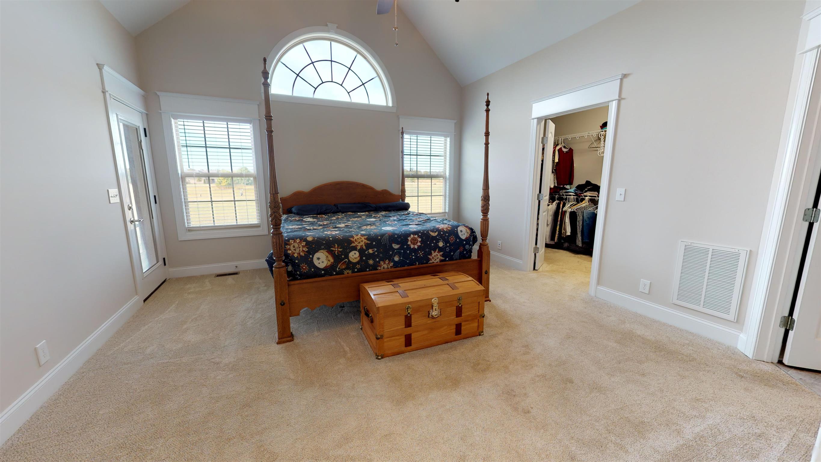 2600 Midland Fosterville Road Bell Buckle, TN 37020 - Photo 17 of 30 Large master bedroom