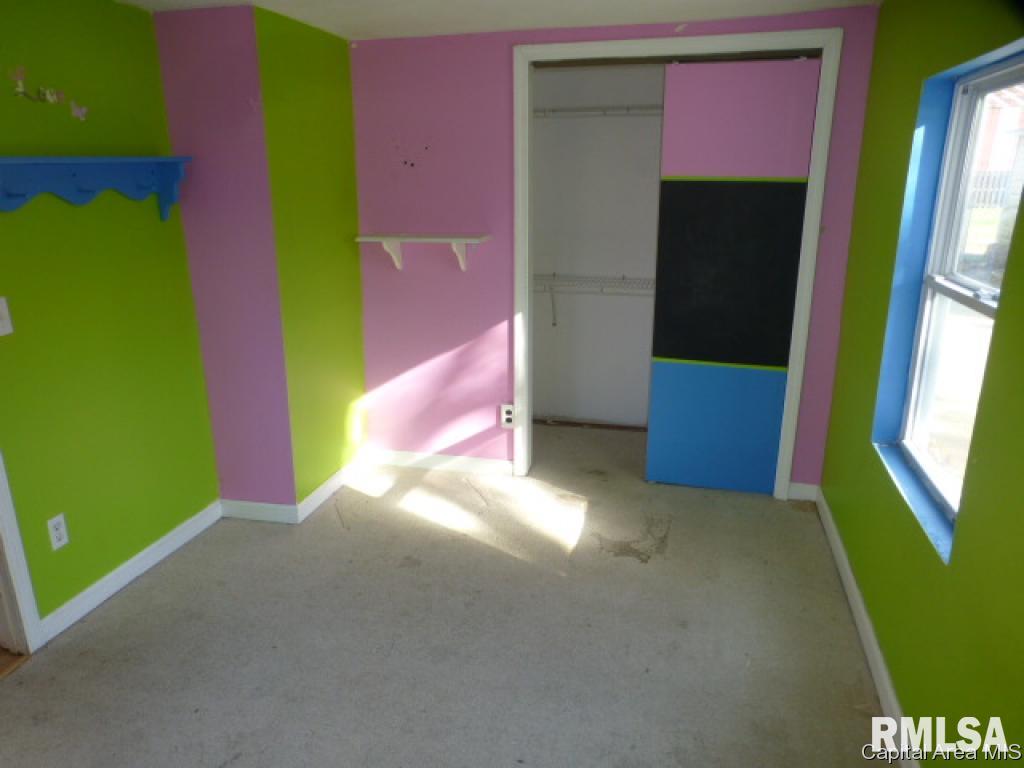 2868 Hoover Avenue Springfield, IL 62703 - Photo 6 of 13 Gallery Image 6