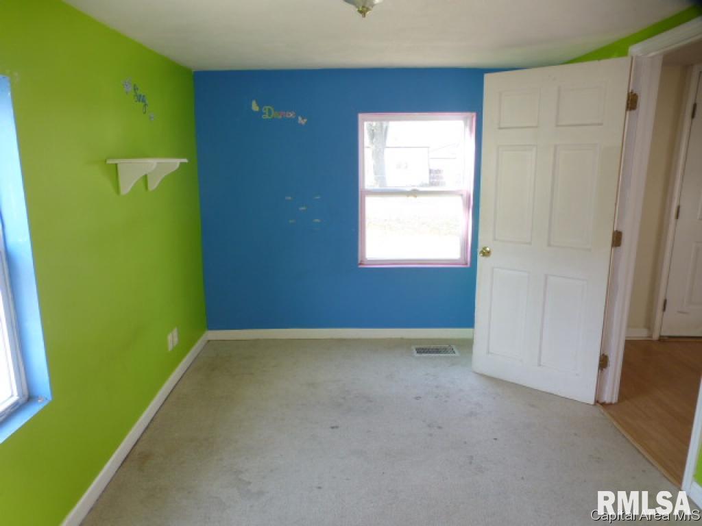 2868 Hoover Avenue Springfield, IL 62703 - Photo 7 of 13 Gallery Image 7
