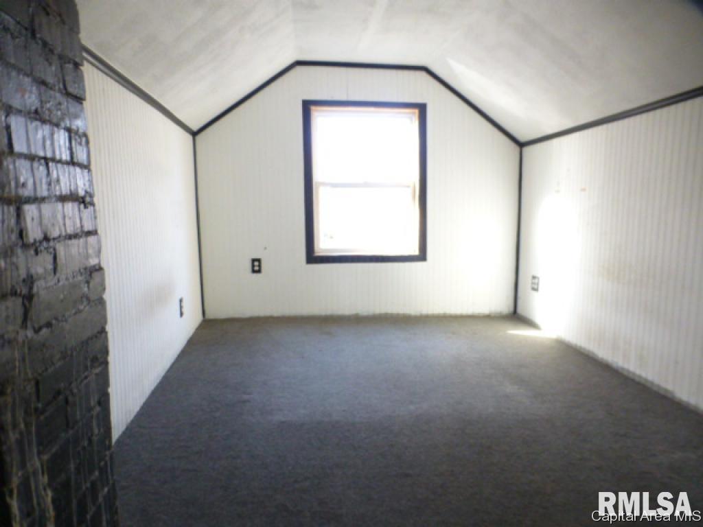 2868 Hoover Avenue Springfield, IL 62703 - Photo 10 of 13 Gallery Image 10