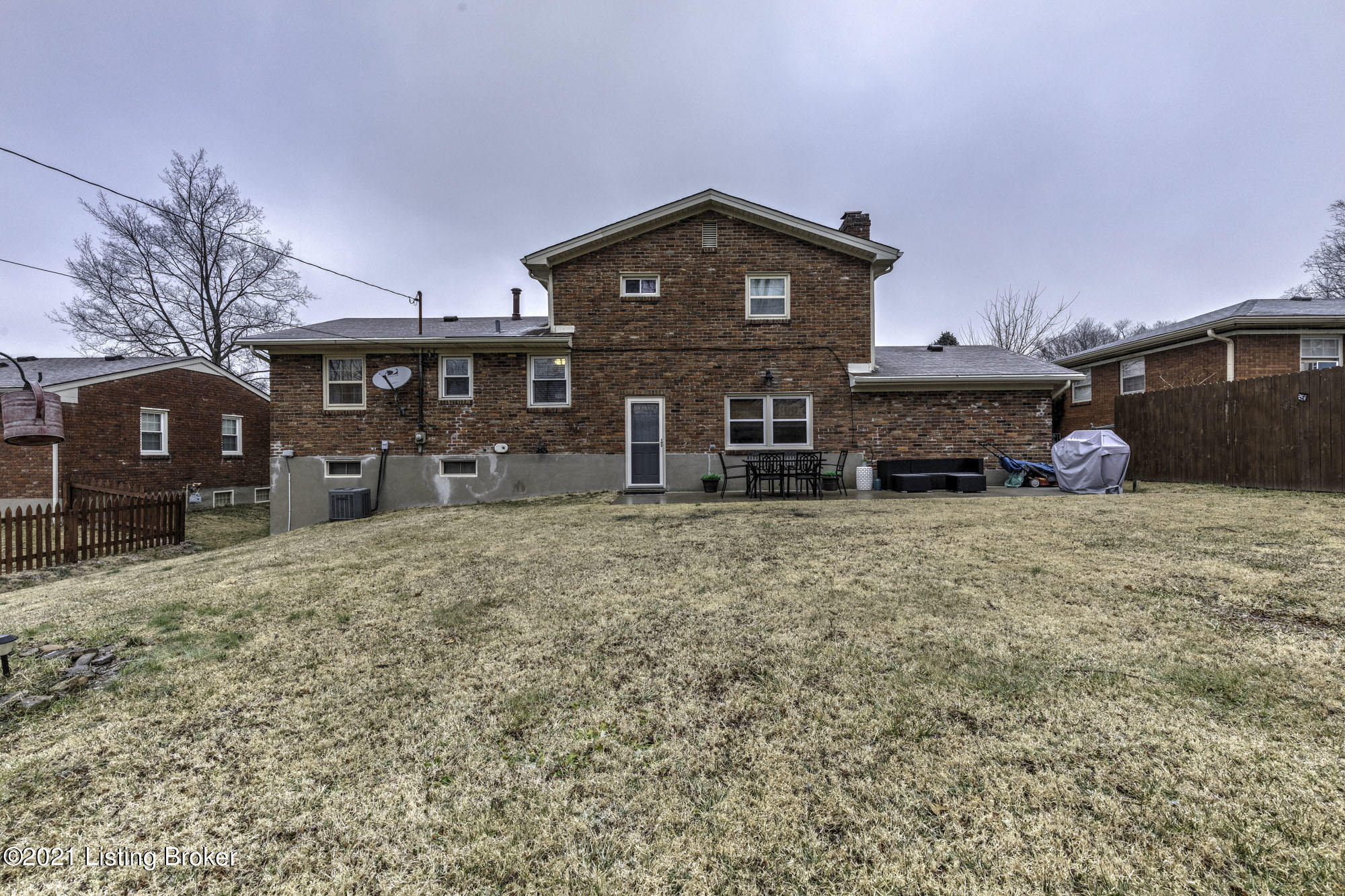 2107 Janlyn Road Jeffersontown, KY 40299 - Photo 50 of 53 Rear of home