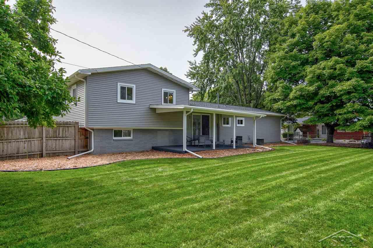 4664 Locust Road Saginaw, MI 48604 - Photo 37 of 39 50024908-36.JPG