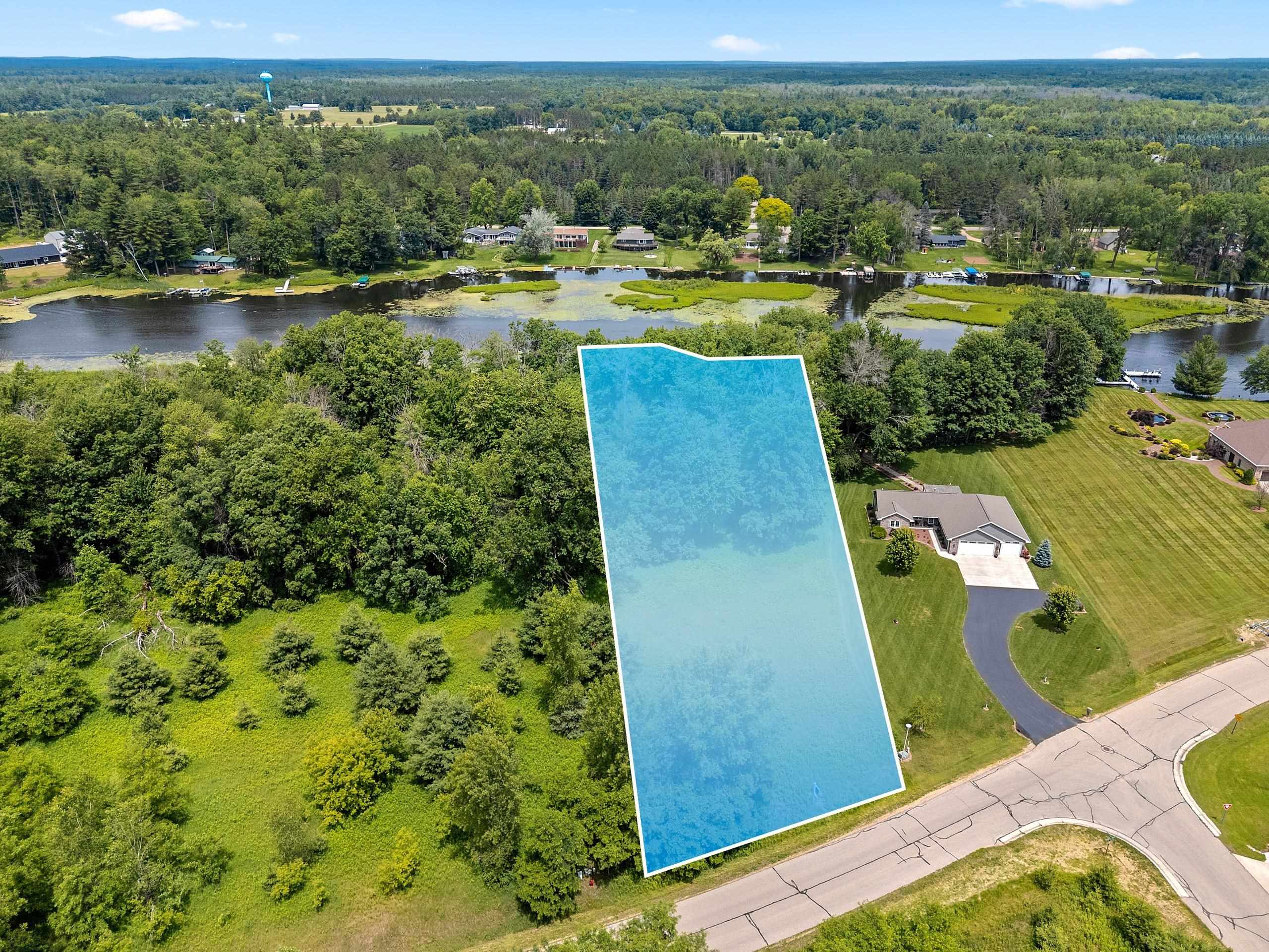 301 Channel Trace Shawano, WI 54166 - Photo 5 of 14