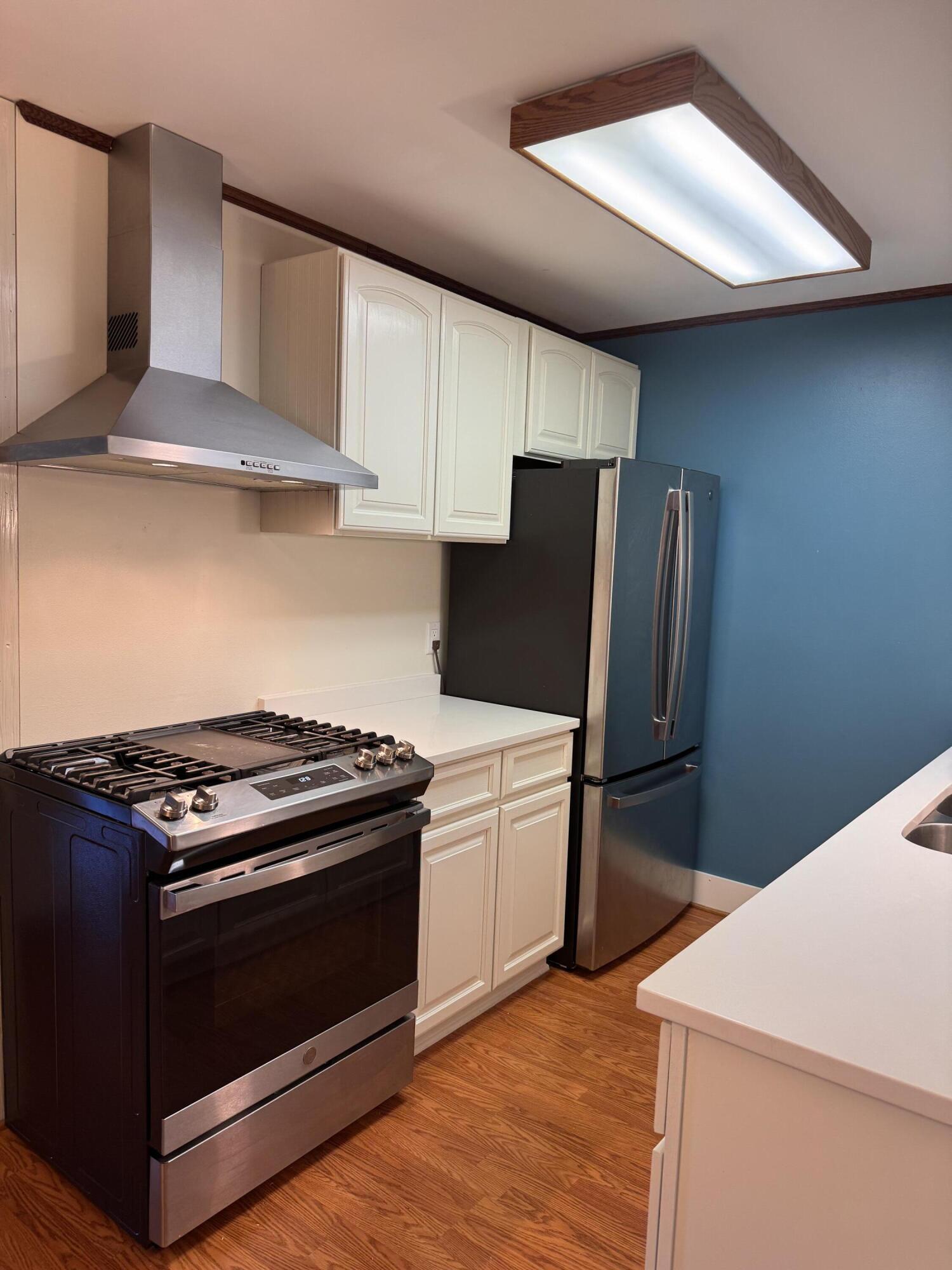 1321 West Main Street, Unit 301 Lake Geneva, WI 53147 - Photo 6 of 20 IMG_7407