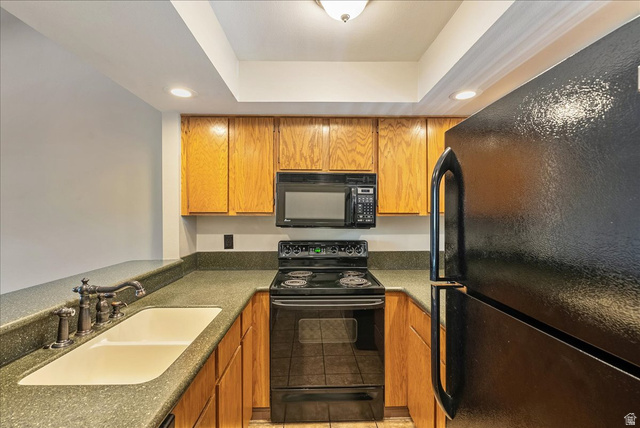 7327 Springcrest Court, Unit 30 Midvale, UT 84047 - Photo 10 of 36