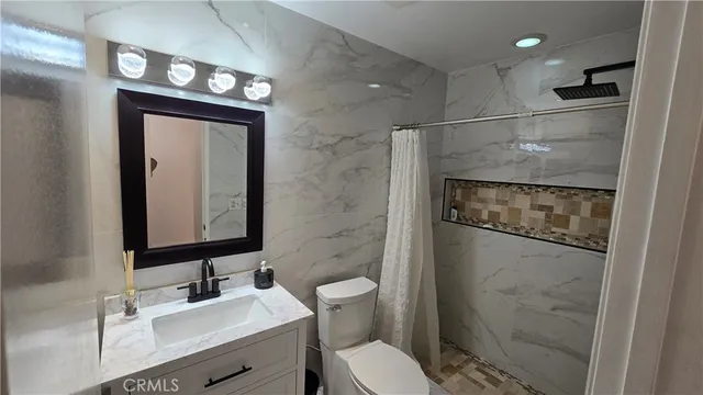 $665,000 | 25657 Almendra Drive, Valencia, CA 91355