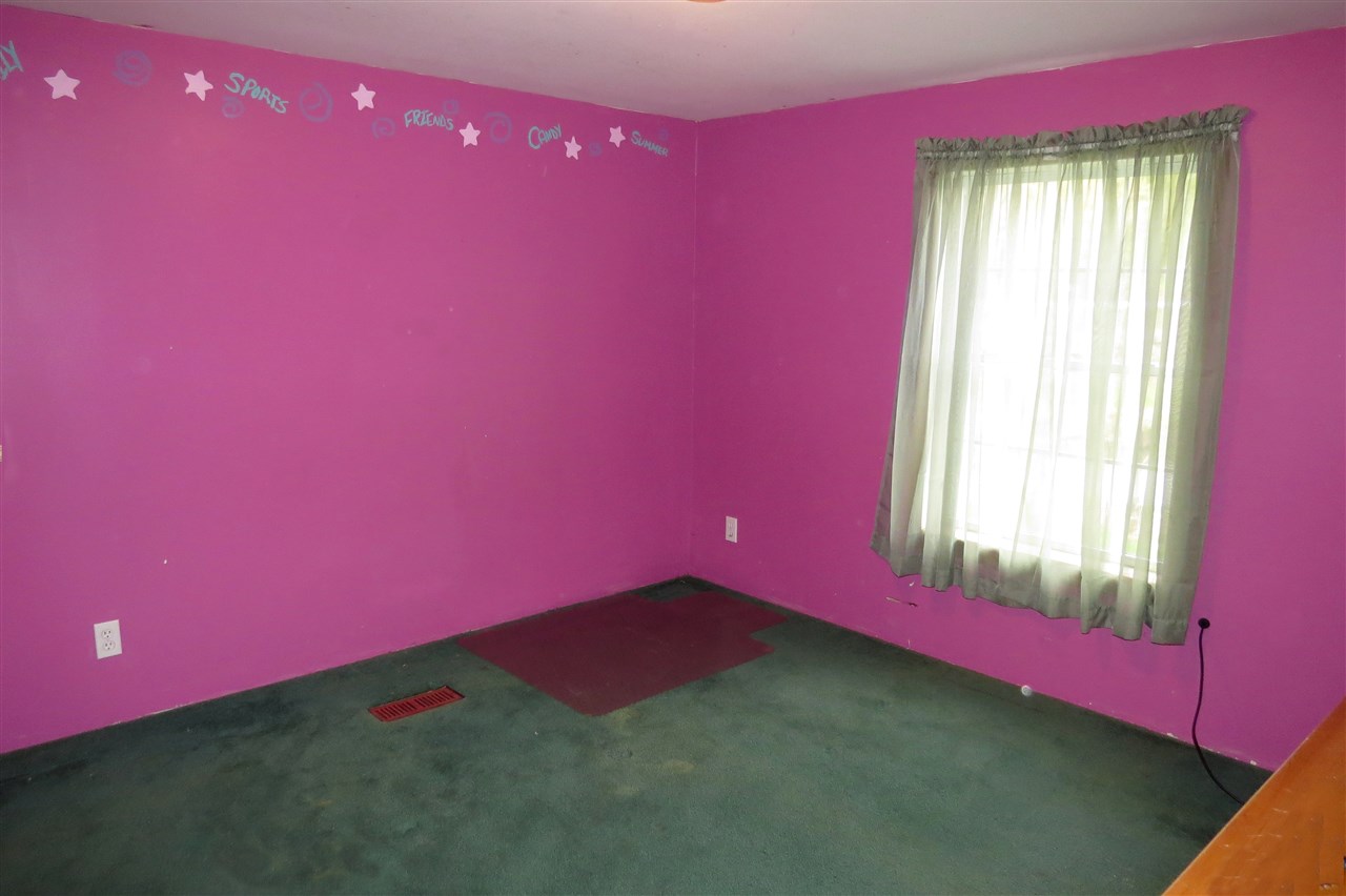 218 Dawley Road Mount Holly, VT 05758 - Photo 21 of 32