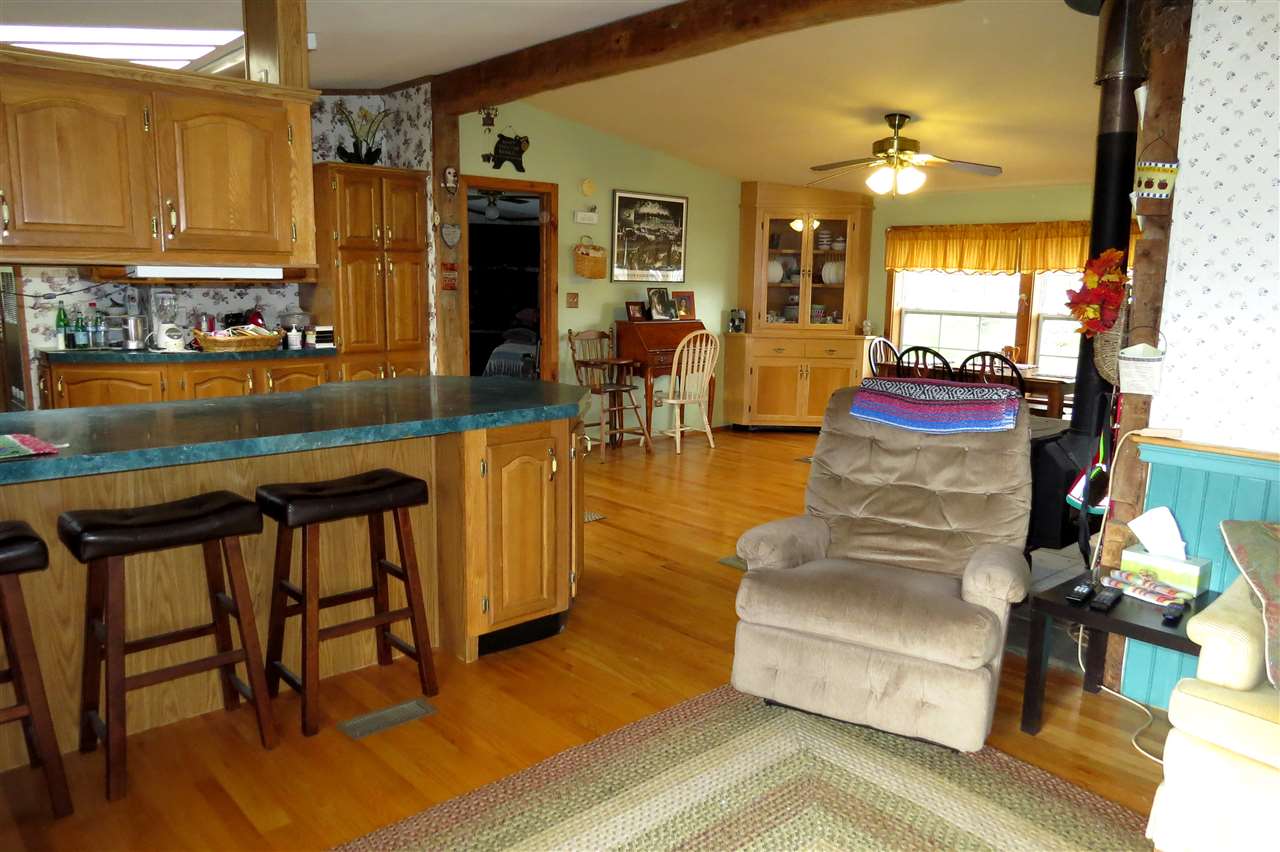 218 Dawley Road Mount Holly, VT 05758 - Photo 5 of 32