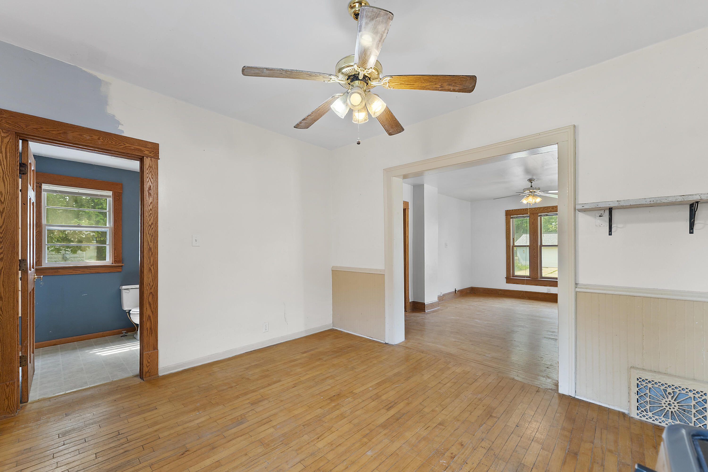 1016 East Vine Street Appleton, WI 54911 - Photo 12 of 46 032-1016EastVineStreet-Appleton-WI-54911