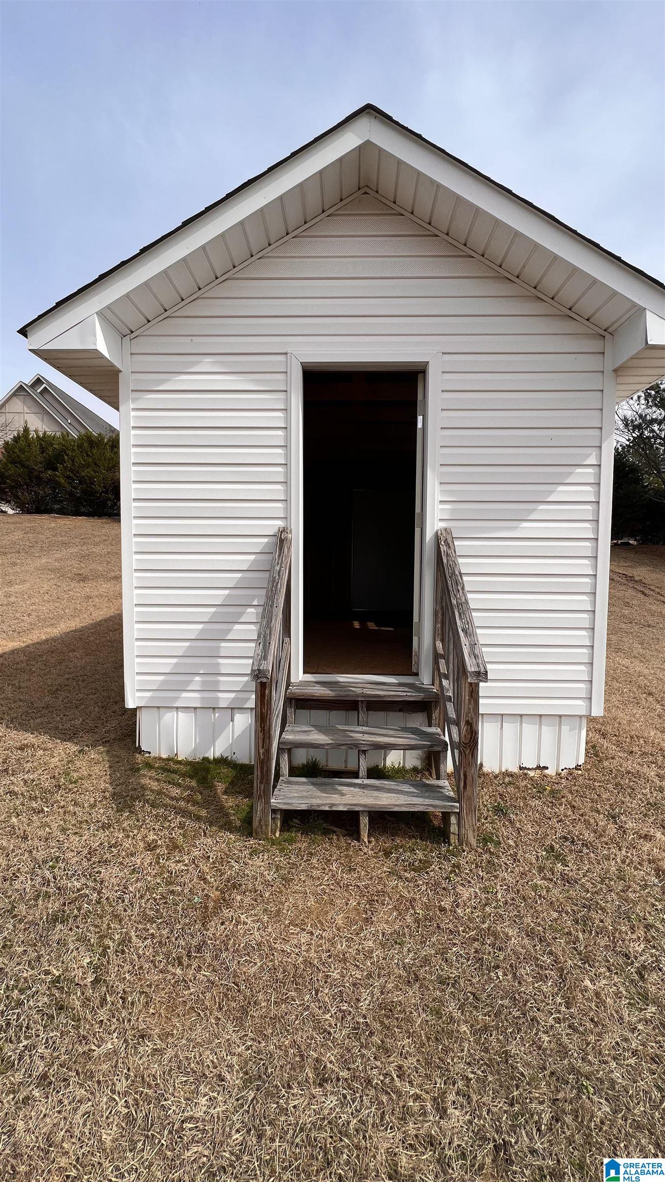 902 Ridgeway Drive Oneonta, AL 35121 - Photo 4 of 24 Gallery Image 4