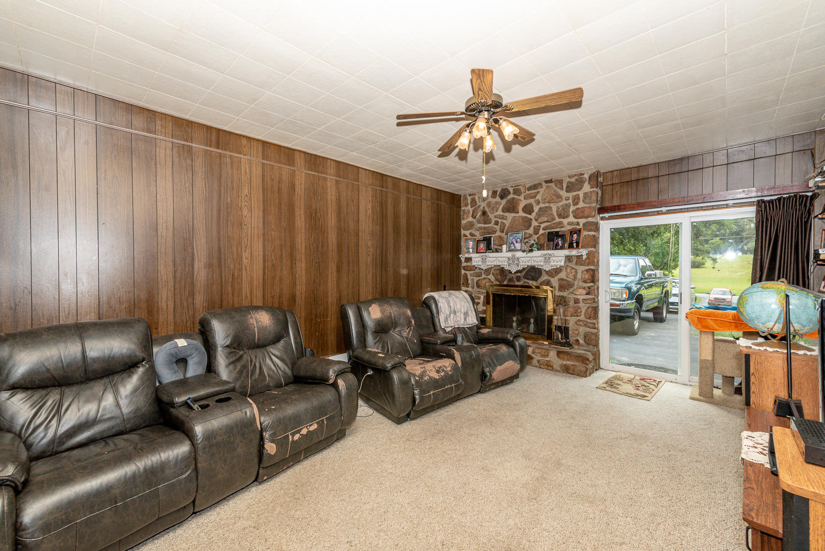 4435 Pea Ridge Road Maryville, TN 37804 - Photo 18 of 32 Den