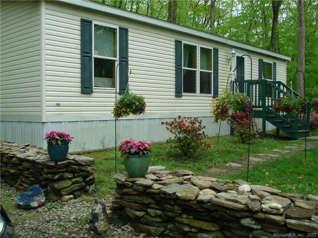 7 Brian Avenue, Unit 7 Clinton, CT 06413 - Photo 1 of 1 Gallery Image 1