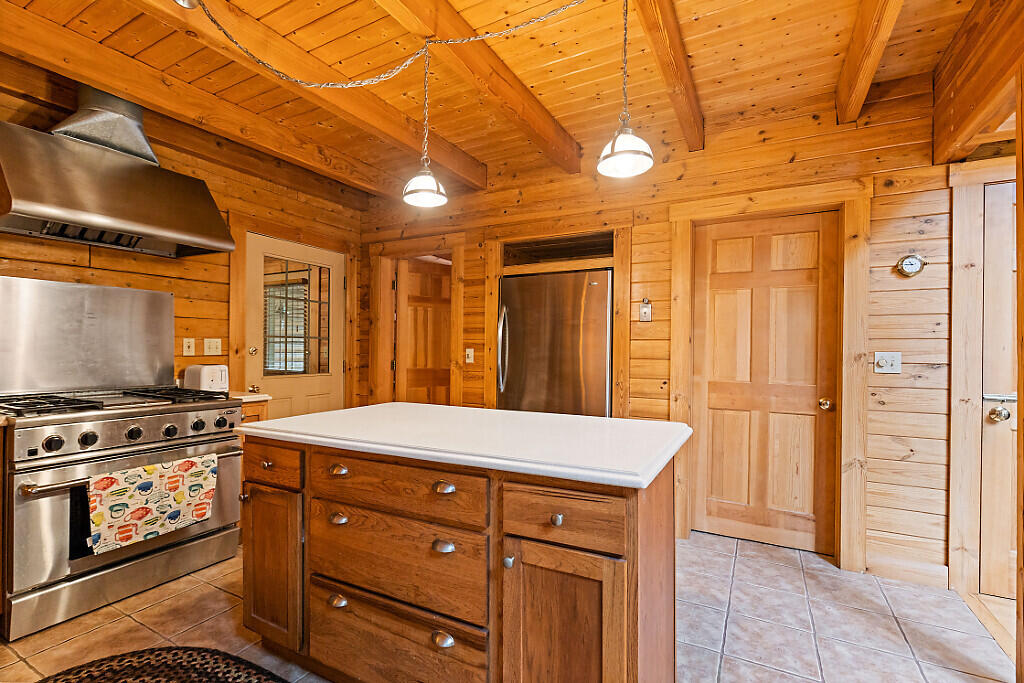64 Parsons Road Norway, ME 04268 - Photo 15 of 64 21_BP5A8885_DxO_mls