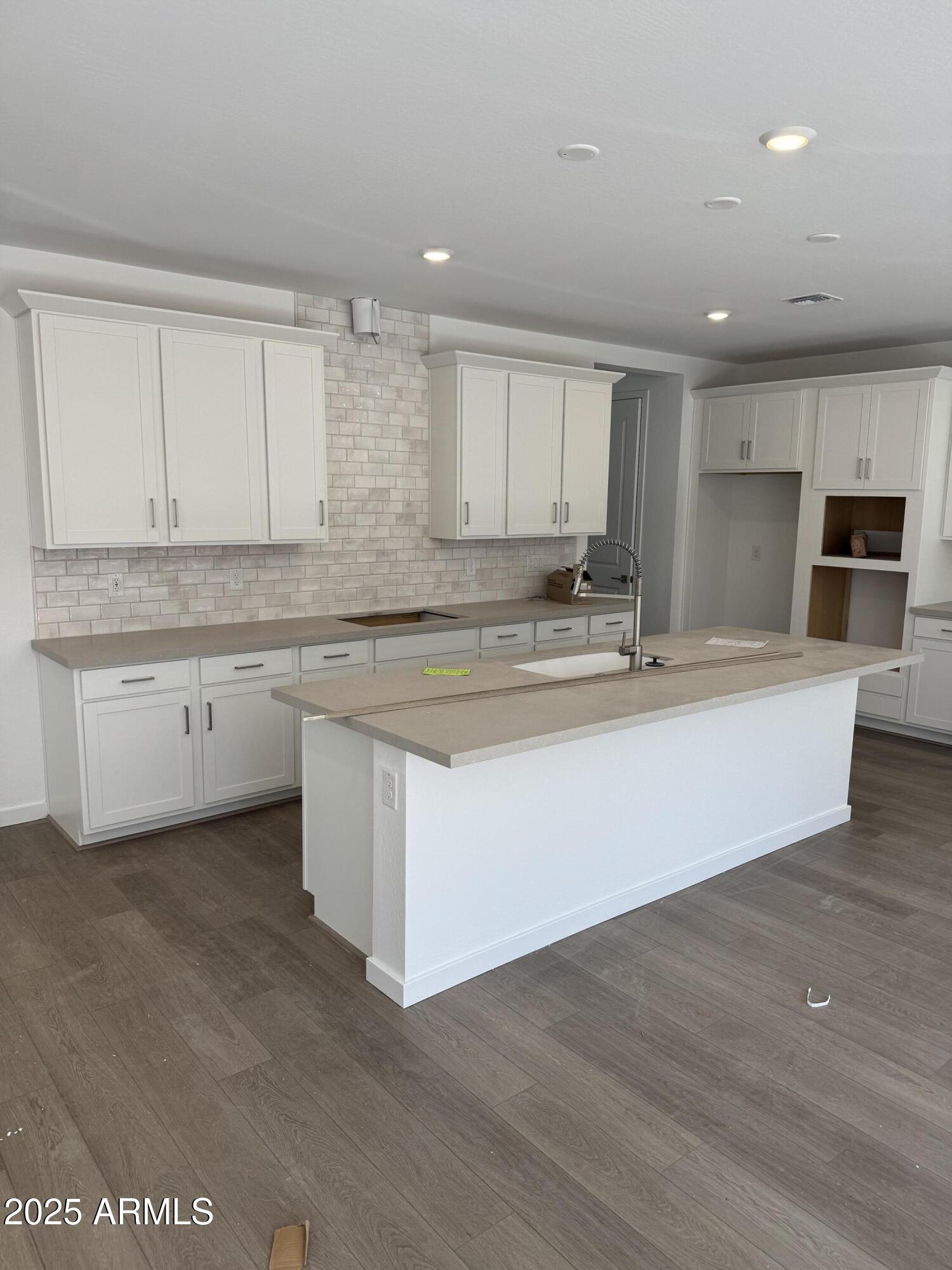 2467 West Rowel Road Phoenix, AZ 85085 - Photo 2 of 20 Kitchen