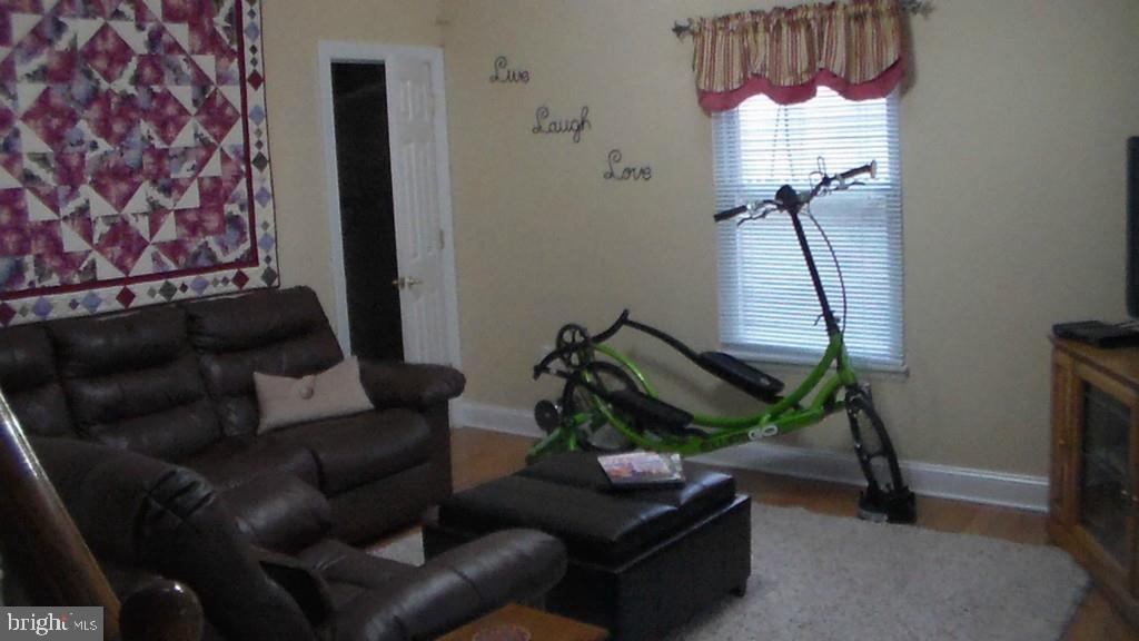 147 Seaspray Road Manahawkin, NJ 08050 - Photo 11 of 30