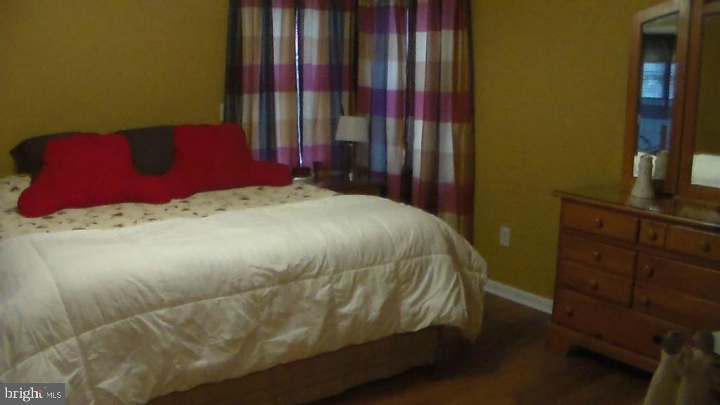 147 Seaspray Road Manahawkin, NJ 08050 - Photo 16 of 30