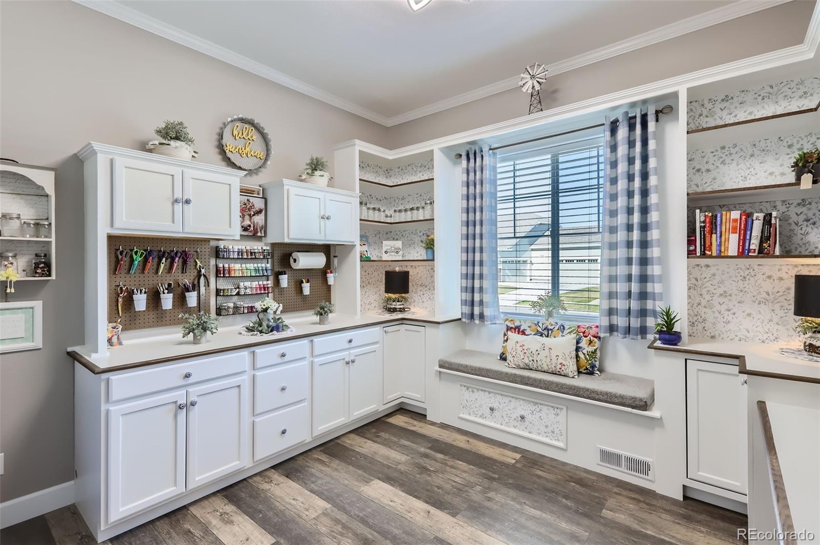 405 Buckskin Road Berthoud, CO 80513 - Photo 9 of 47 Gallery Image 9