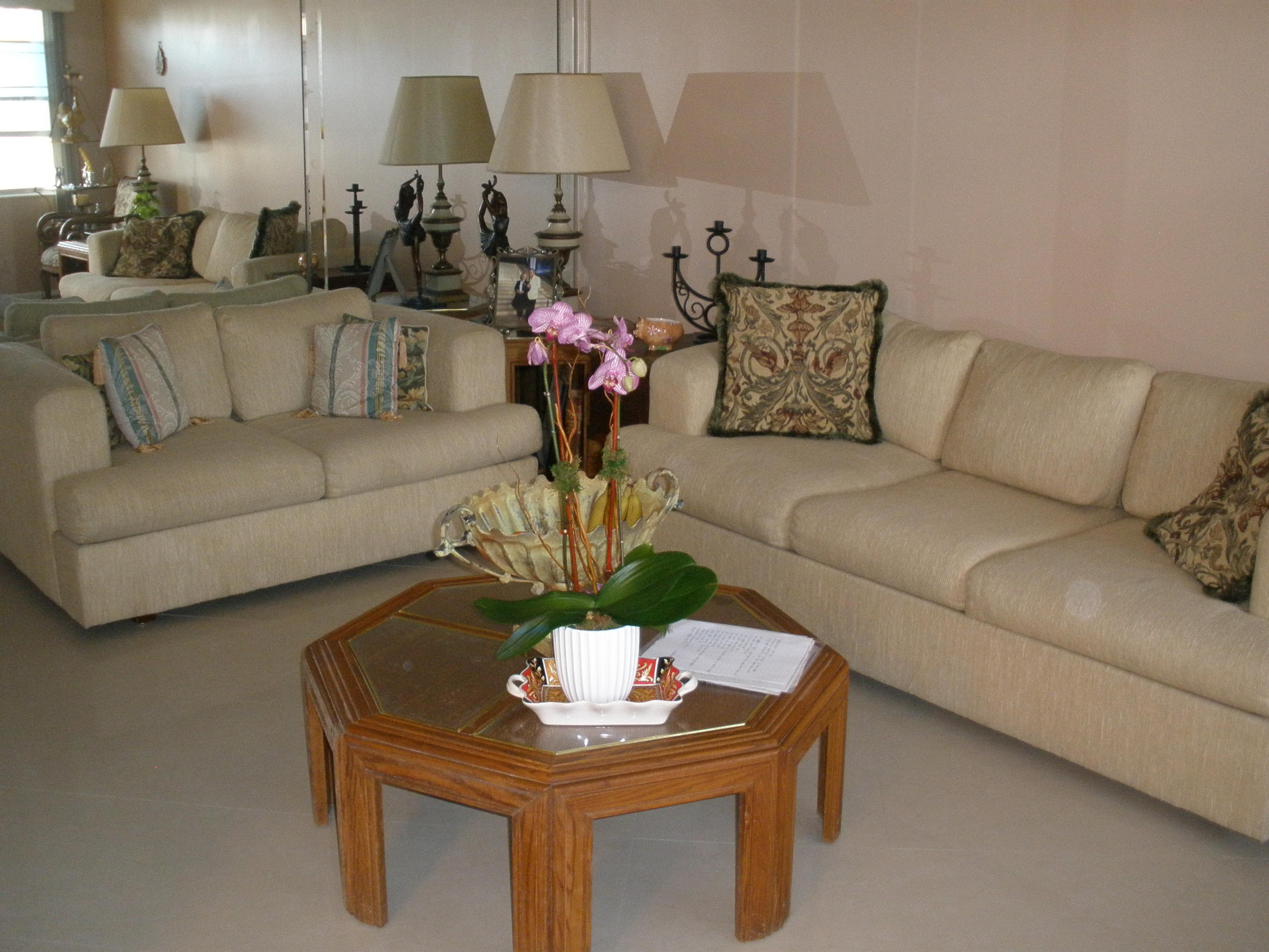 2023 Rexford B Boca Raton, FL 33434 - Photo 7 of 18 006