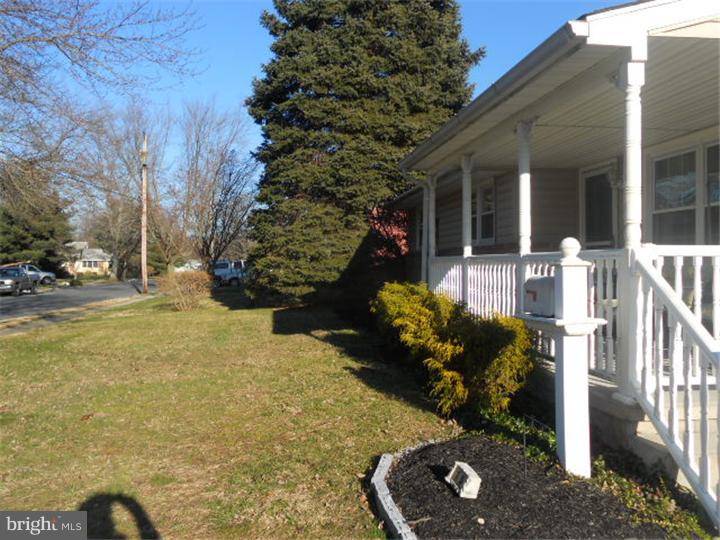 15 Willingboro Road Sewell, NJ 08080 - Photo 4 of 5 View