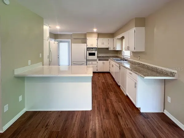 $2,100 | 1901 Northwest 36th Drive, Gainesville, FL 32605