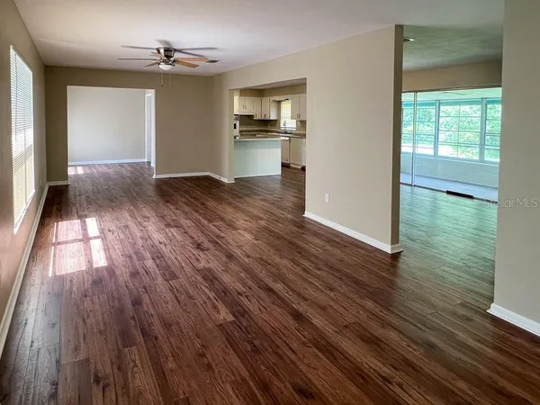 $2,100 | 1901 Northwest 36th Drive, Gainesville, FL 32605