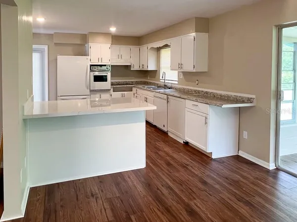 $2,100 | 1901 Northwest 36th Drive, Gainesville, FL 32605