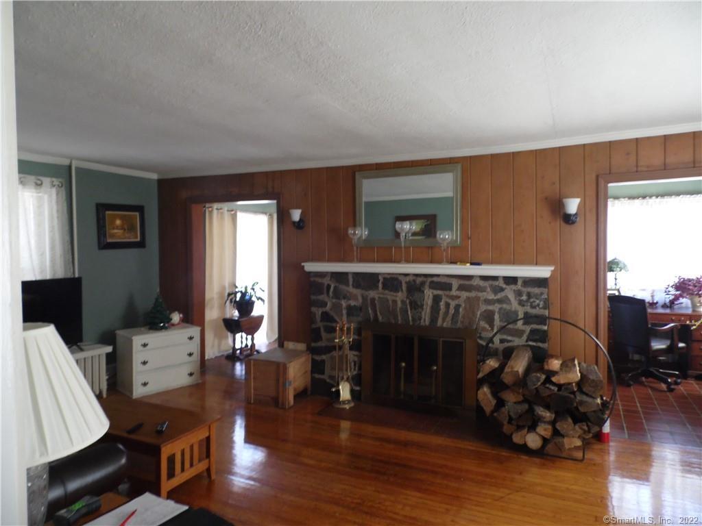 132 4th Street Meriden, CT 06451 - Photo 1 of 1 living room