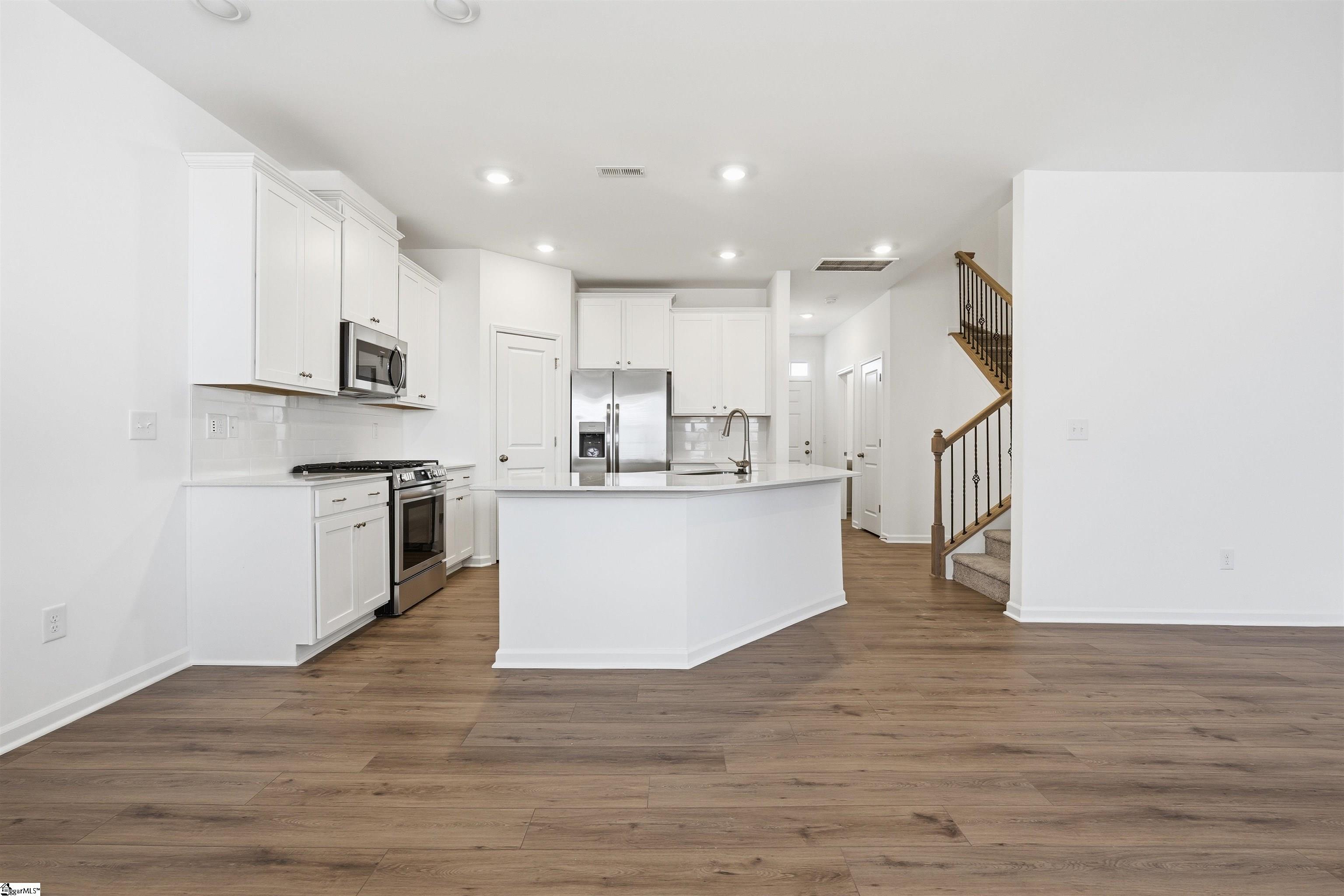 1872 Bluejay Lane, Unit CSG 30 Boiling Springs, SC 29316 - Photo 10 of 28