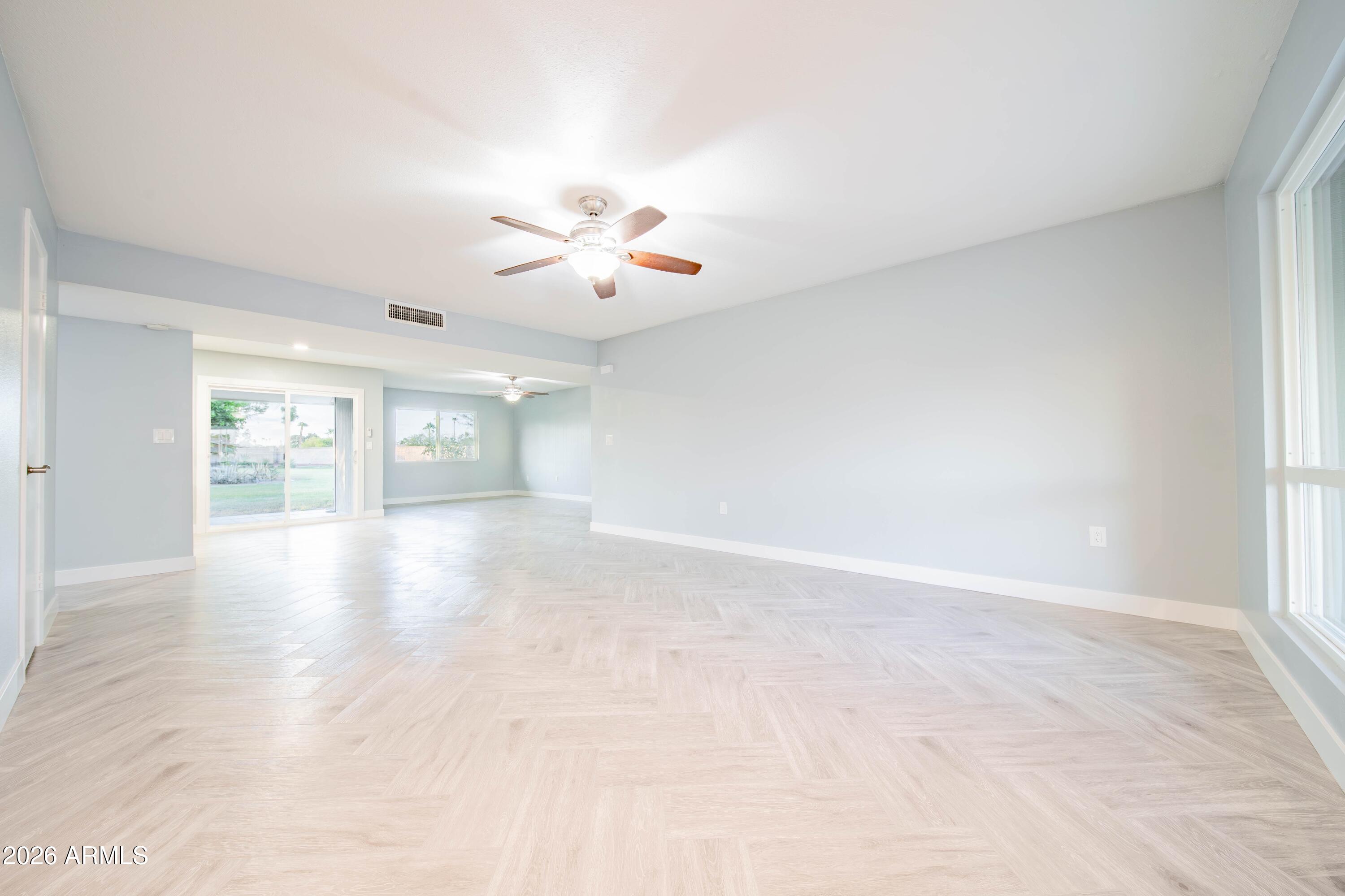 9902 West Raintree Drive Sun City, AZ 85351 - Photo 3 of 20 3