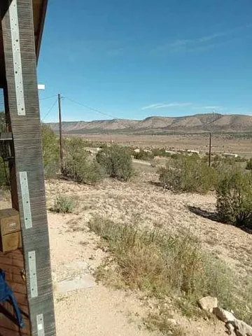 $390,000 | 54310 Paint Brush Lane, Seligman, AZ 86337