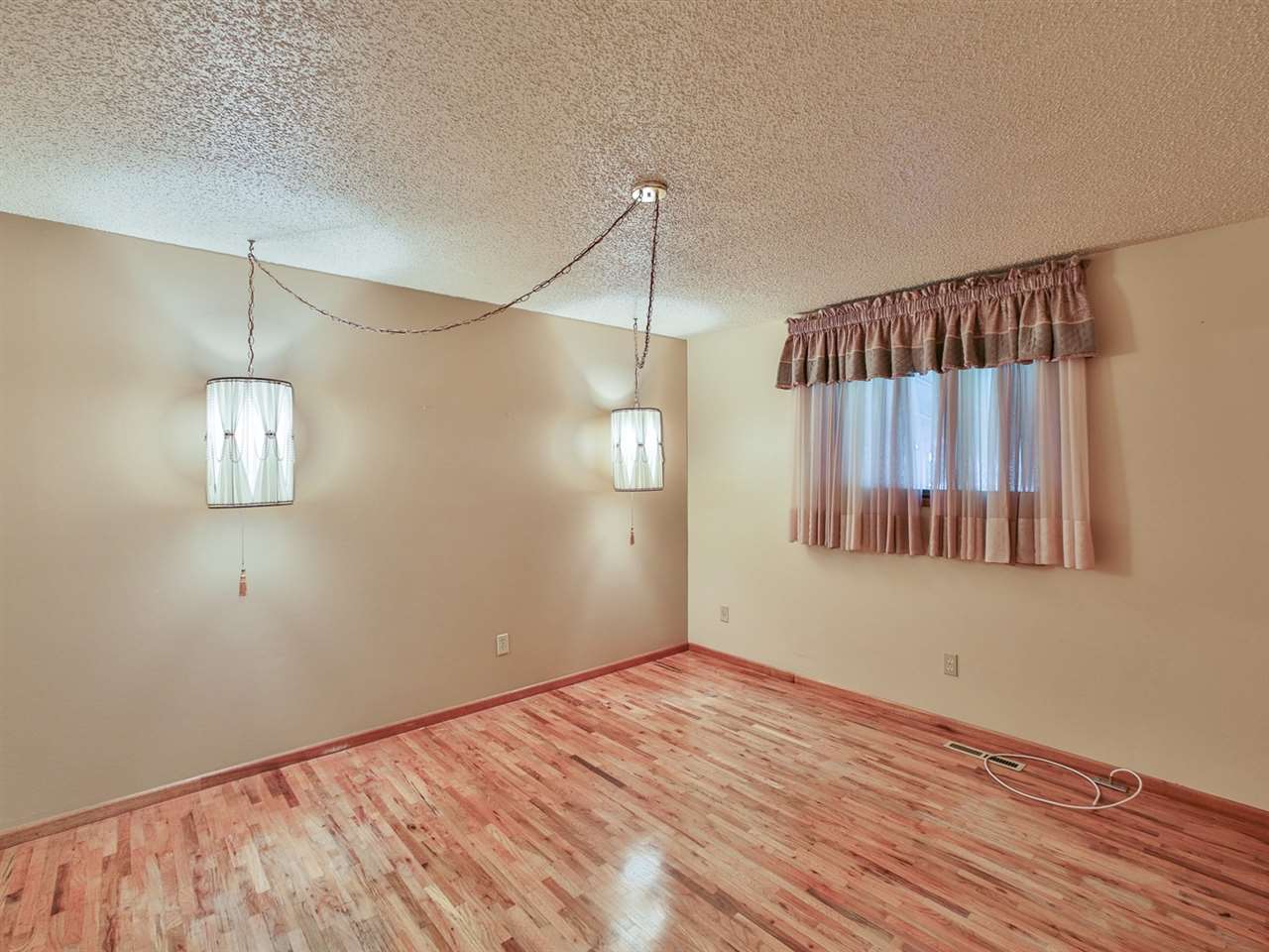 2518 South Bates Road Spokane Valley, WA 99206 - Photo 5 of 10 Gallery Image 5