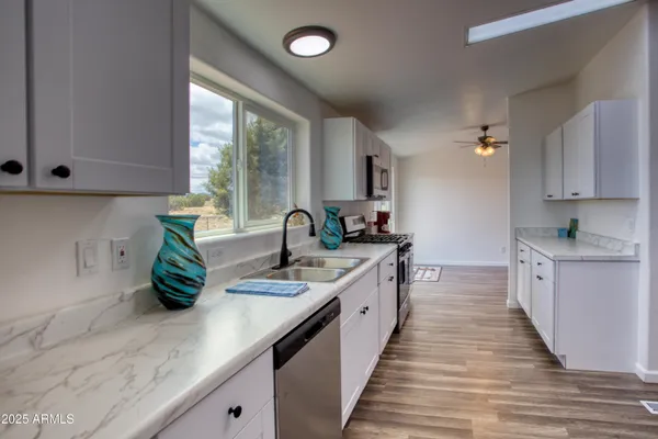 $279,999 | 26 County Road 3000 Road, Concho, AZ 85924