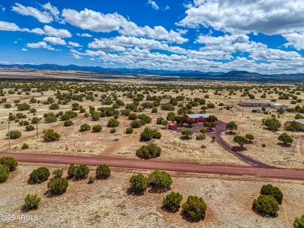 $279,999 | 26 County Road 3000 Road, Concho, AZ 85924