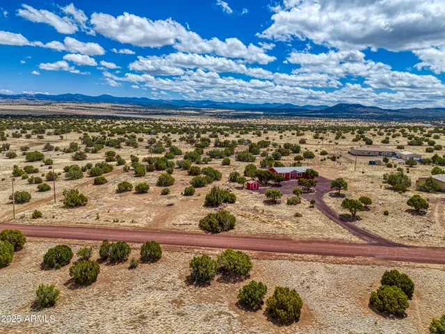 $296,500 | 26 County Road 3000 Road, Show Low, AZ 85901