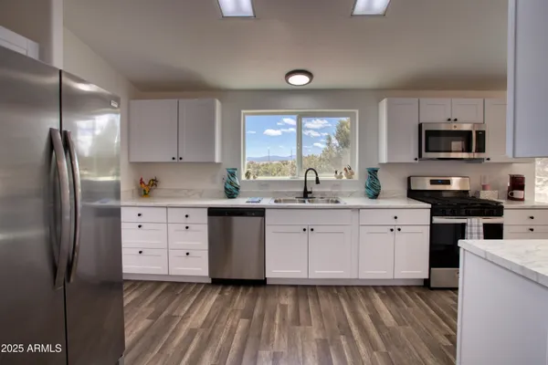 $279,999 | 26 County Road 3000 Road, Concho, AZ 85924