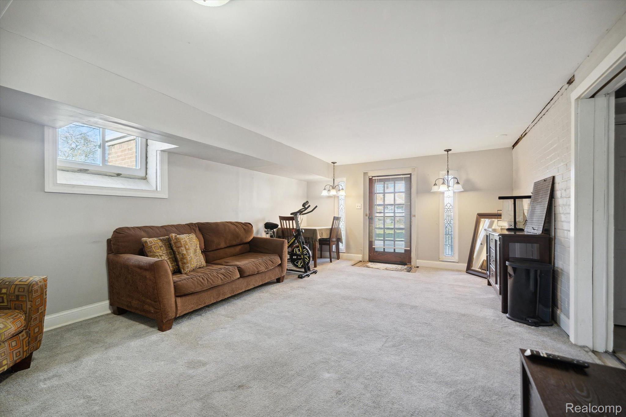 70 Cherokee Road Pontiac, MI 48341 - Photo 39 of 54 Gallery Image 39