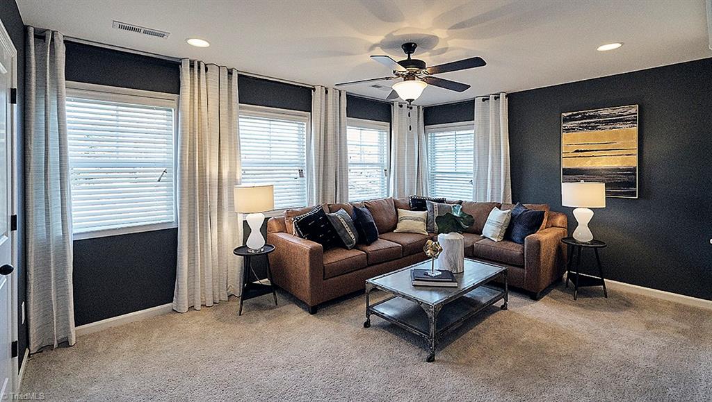 802 Riley Lane, Unit 70 Greensboro, NC 27455 - Photo 2 of 19 Gallery Image 2