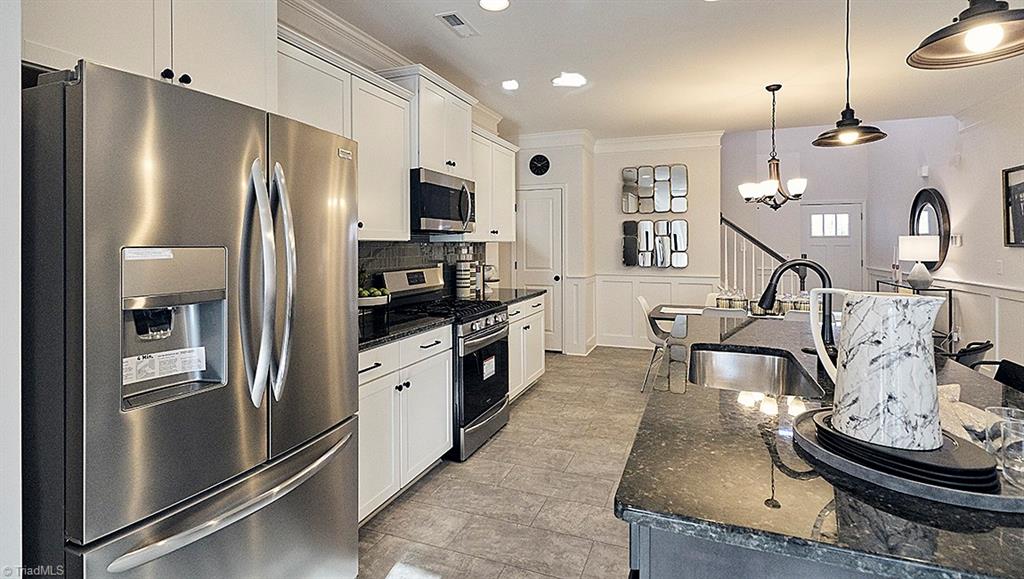 802 Riley Lane, Unit 70 Greensboro, NC 27455 - Photo 12 of 19 Gallery Image 12