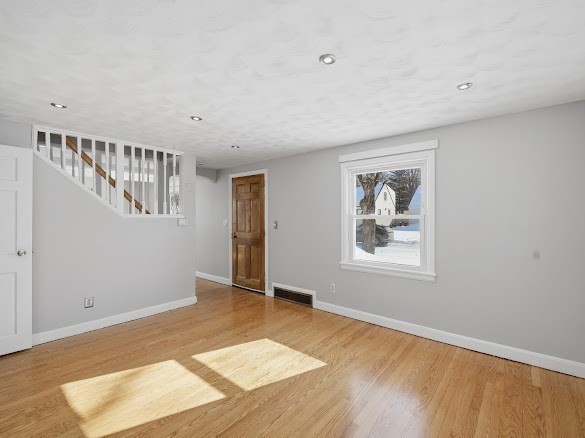 294 Tremont Street Springfield, MA 01104 - Photo 20 of 32