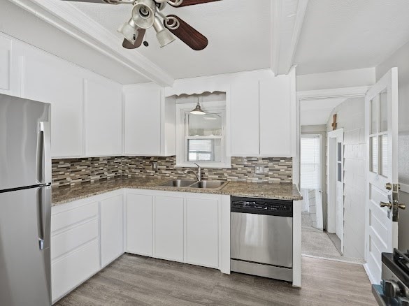 294 Tremont Street Springfield, MA 01104 - Photo 8 of 32