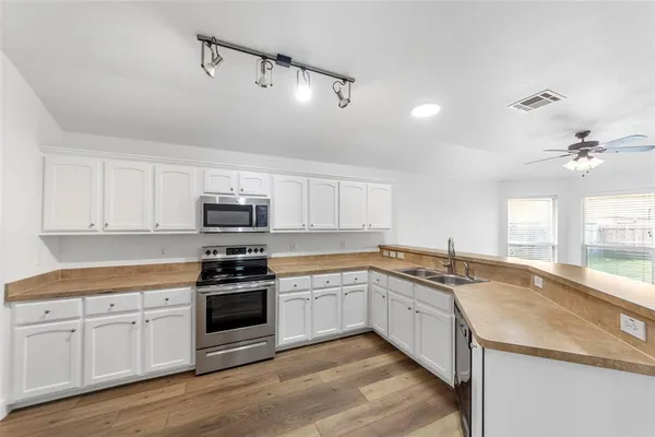 $1,895 | 917 Orchid Boulevard, Royse City, TX 75189