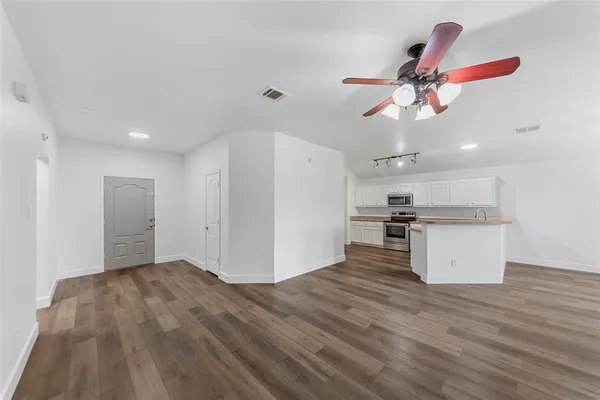 $1,895 | 917 Orchid Boulevard, Royse City, TX 75189