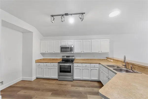 $1,895 | 917 Orchid Boulevard, Royse City, TX 75189