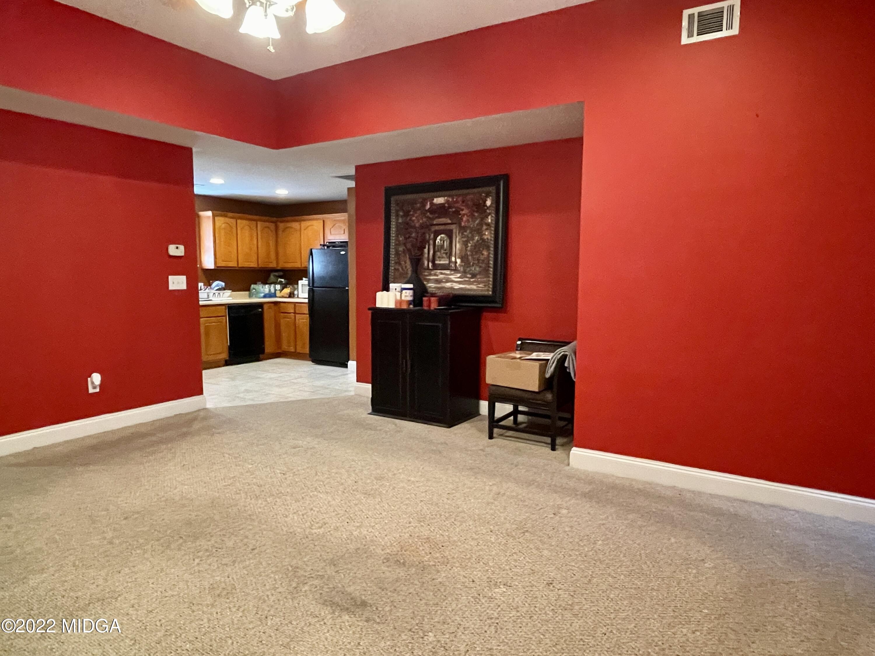 105 Carrs Station Road Sparta, GA 31087 - Photo 4 of 21 a room with furniture and windows