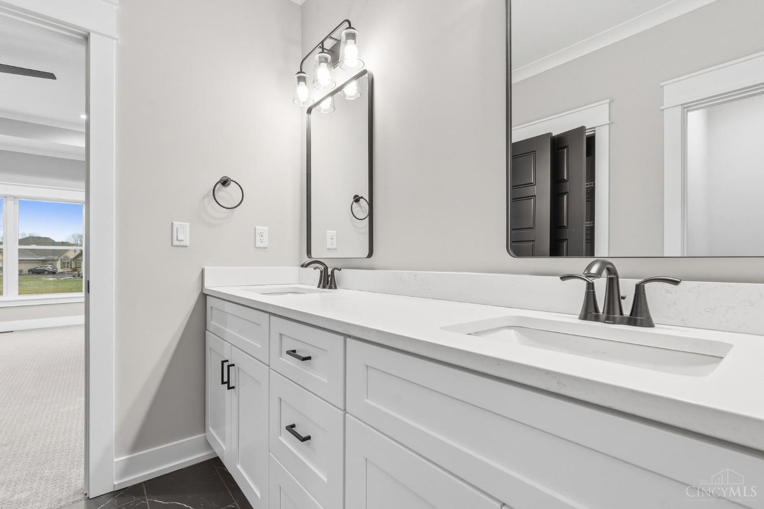 2729 Beal Road Franklin, OH 45005 - Photo 19 of 30 Upgraded Features shown. For illustrative purposes only.