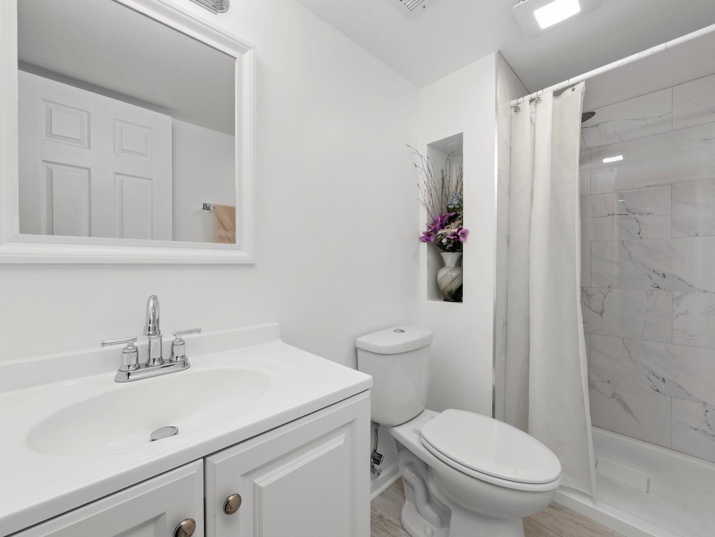 3604 Tee Court North Crete, IL 60417 - Photo 12 of 37 a bathroom with a sink toilet and shower