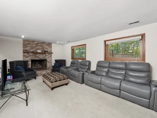 $350,000 | 3604 Tee Court North, Crete, IL 60417